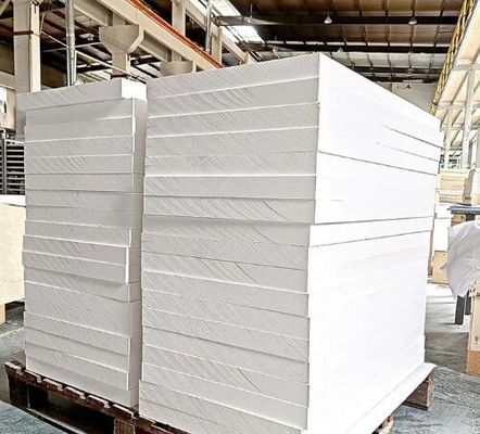 Tabla de aislamiento de silicato de aluminio para hornos de alta temperatura 1800C Tabla de fibra cerámica refractaria
