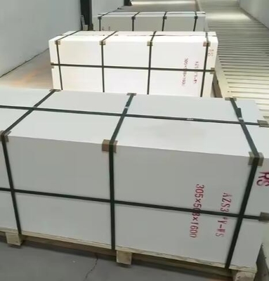 Resistencia al desgaste a altas temperaturas 95% Al2O3 refractario ladrillo de corindón blanco para hornos de arco eléctrico