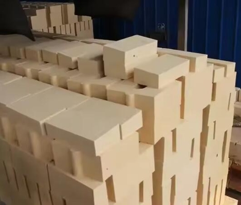 Cristales de aluminio refractarios de alta alumina 48%-80% Al2o3 Cristales resistentes al fuego Cristales de aluminio anti-descascaramiento