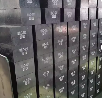 Rongsheng refractario Magnesia carbono ladrillo de alta temperatura 1800 ° C Magnesio ladrillos de carbono para el Eaf y convertidor